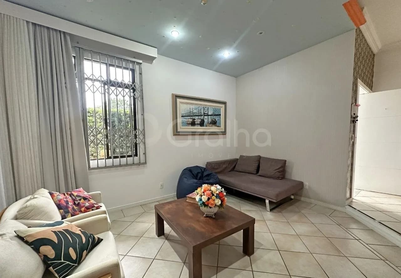 Casa para venda com 4 dormitórios em Itaguaçu com 272 m² — foto 3
