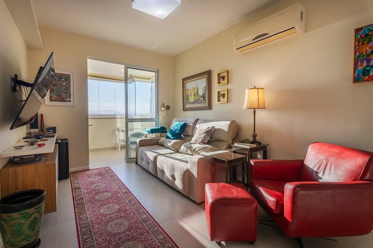 Apartamento para venda com 3 dormitórios em Costeira Do Pirajubae com 77 m²