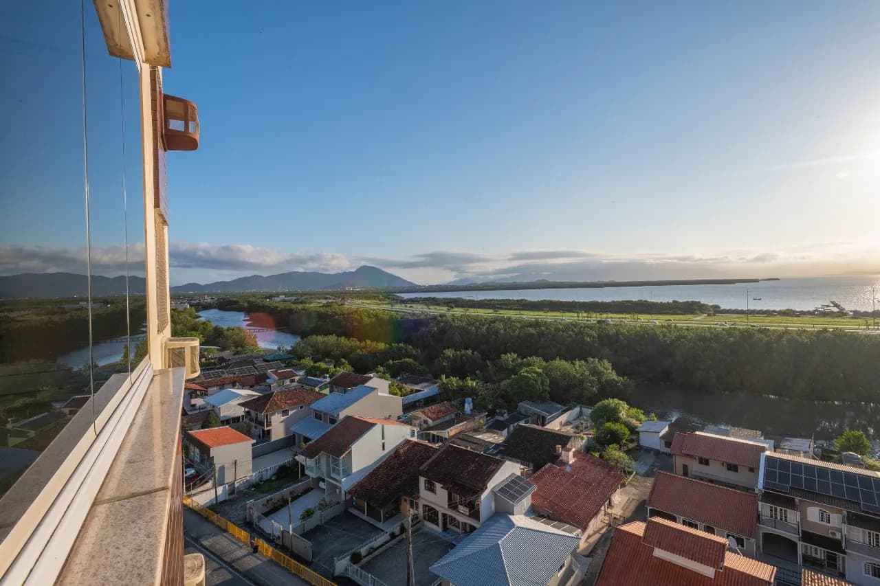 Apartamento para venda com 3 dormitórios em Costeira Do Pirajubae com 77 m² — foto 5