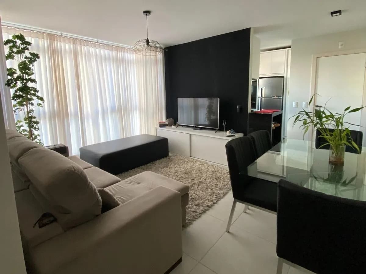 Apartamento para venda com 2 dormitórios em Centro com 67 m² — foto principal