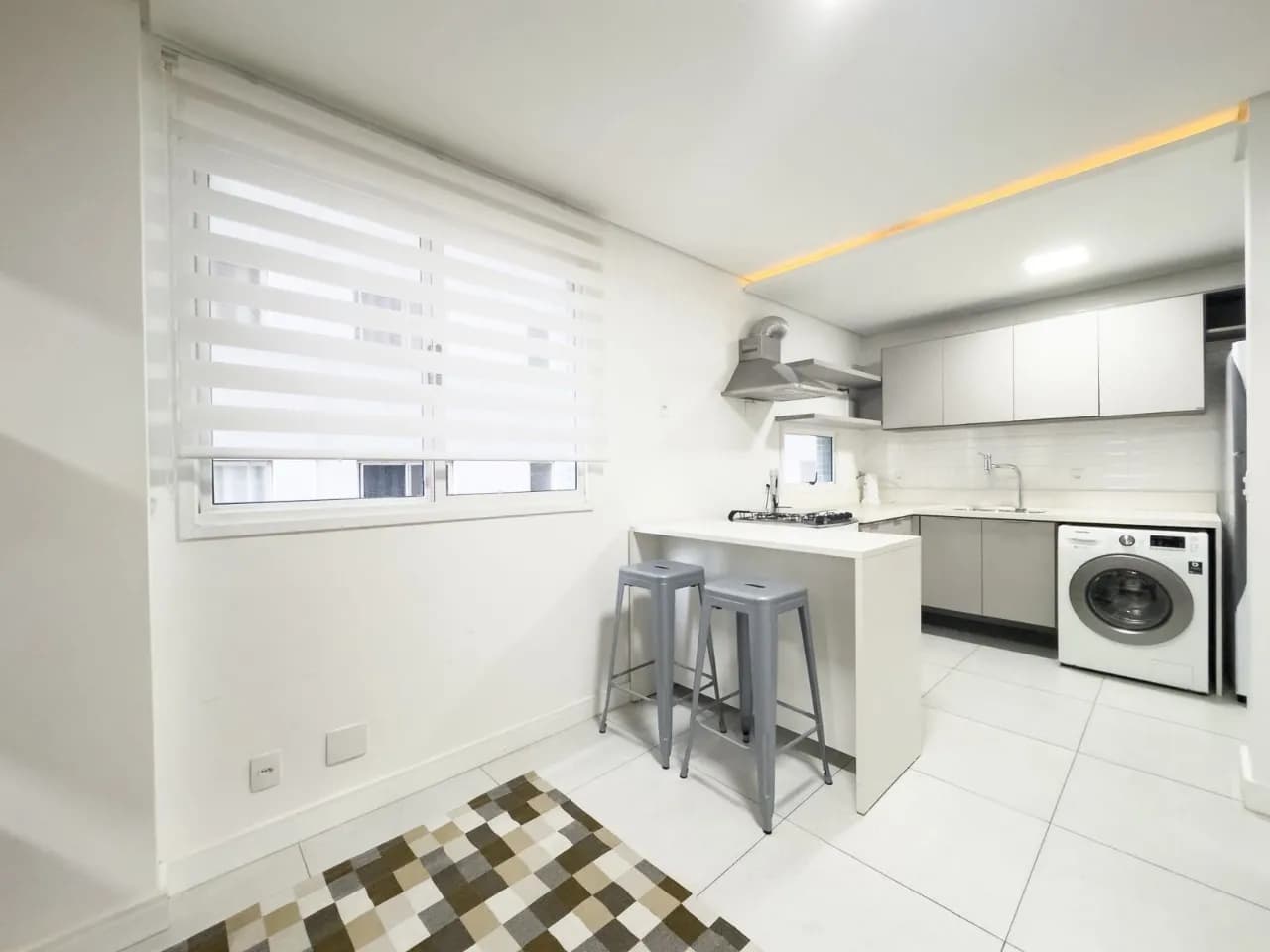 Estúdio para venda com 1 dormitório, em Centro com 32 m² — foto 2