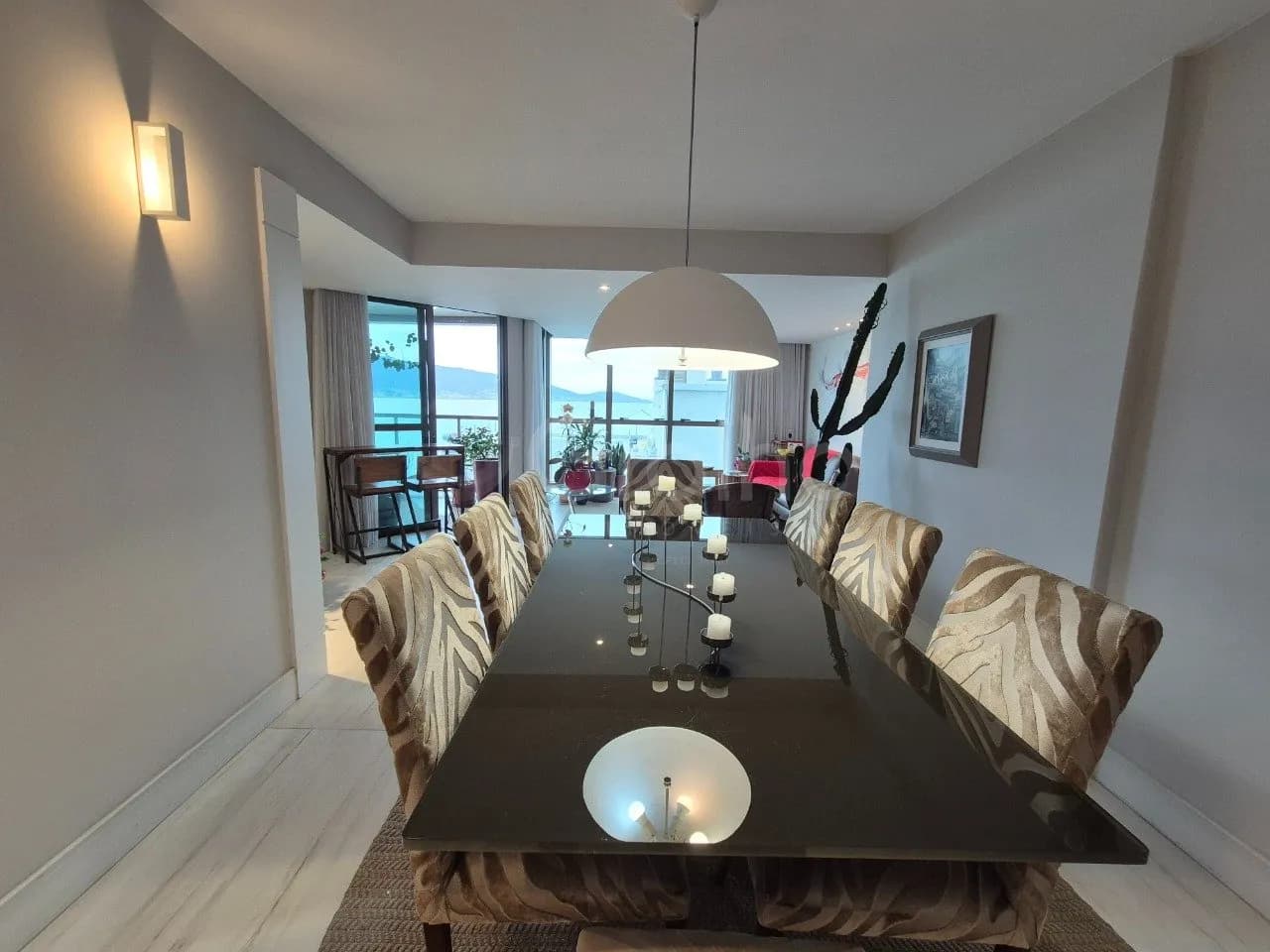 Apartamento para venda com 2 dormitórios em Coqueiros com 130 m² — foto 3