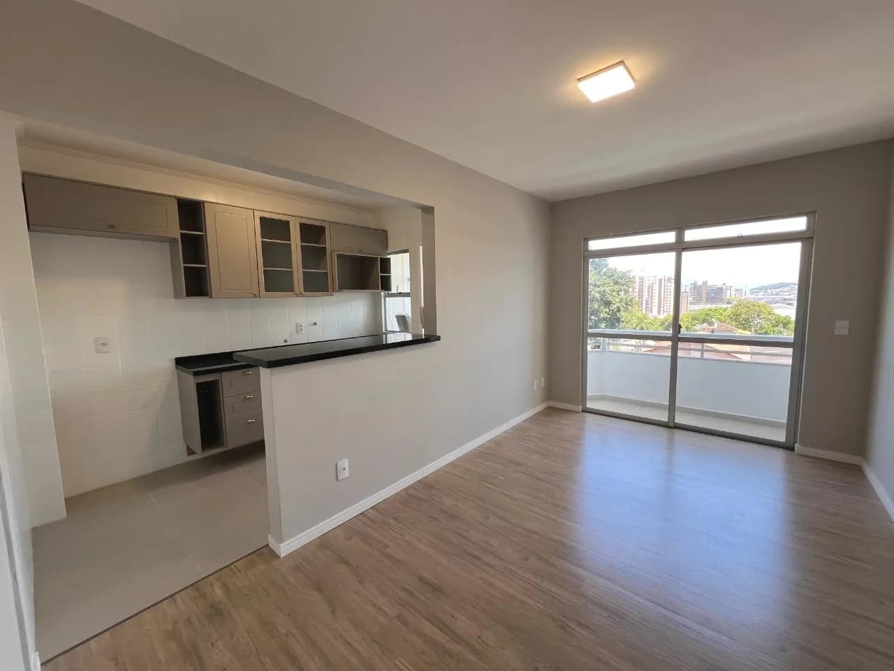 Apartamento para venda com 3 dormitórios em Barreiros com 65 m² — foto principal