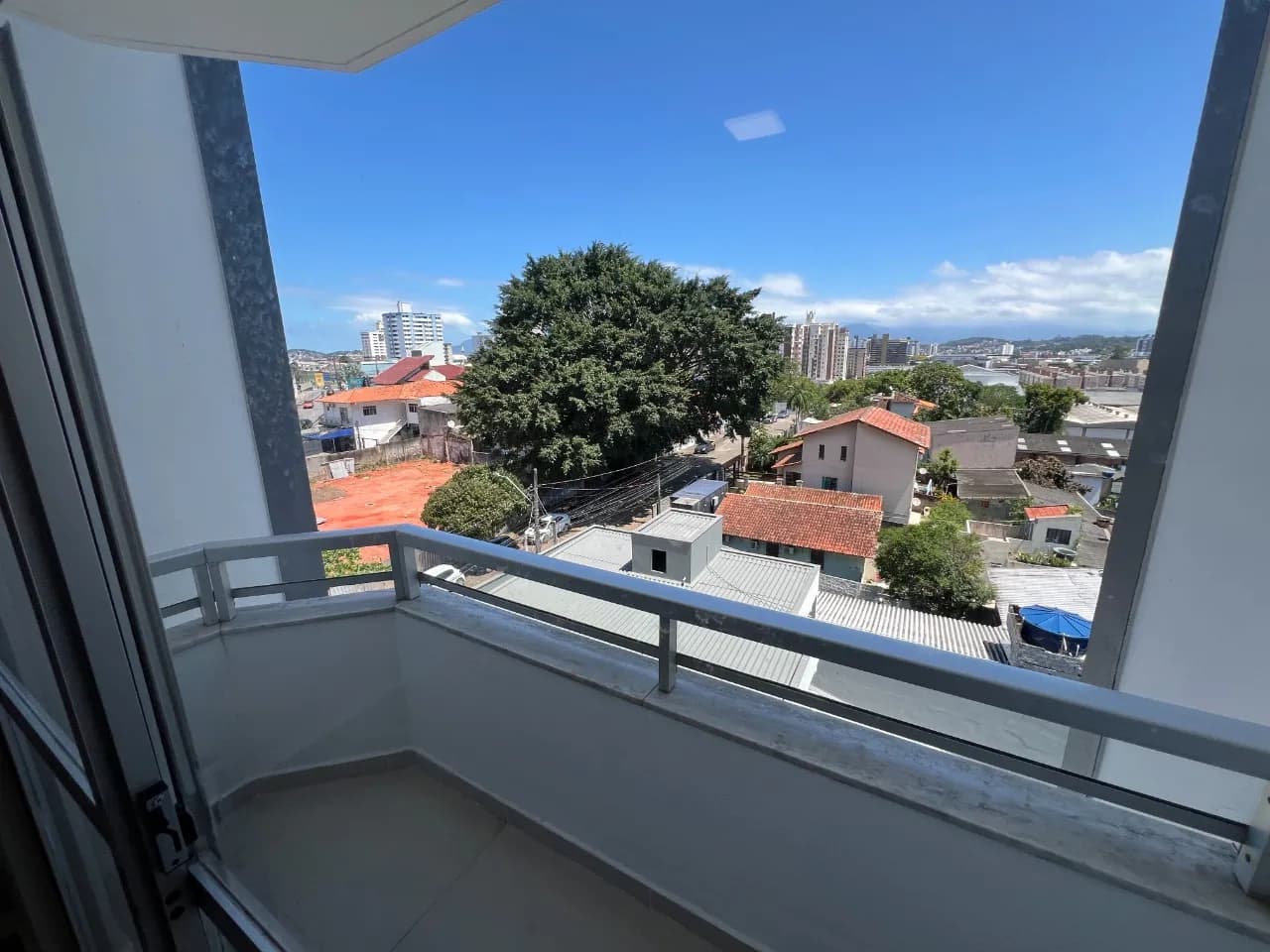 Apartamento para venda com 3 dormitórios em Barreiros com 65 m² — foto 4