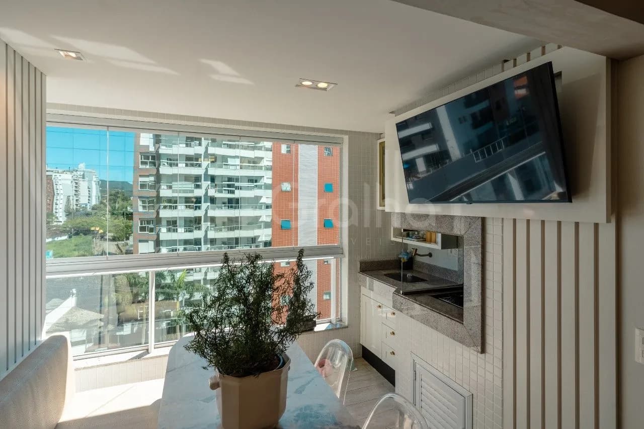 Apartamento para venda com 3 dormitórios em Agronômica com 106 m² — foto 2