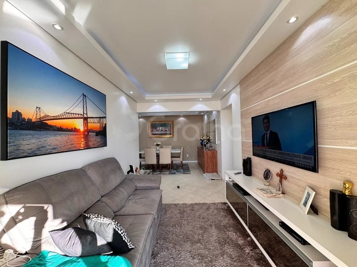 Apartamento para venda com 3 dormitórios em Campinas com 100 m²