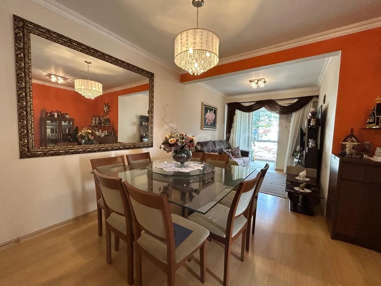 Apartamento para venda com 3 dormitórios em Centro com 86 m² — foto 2