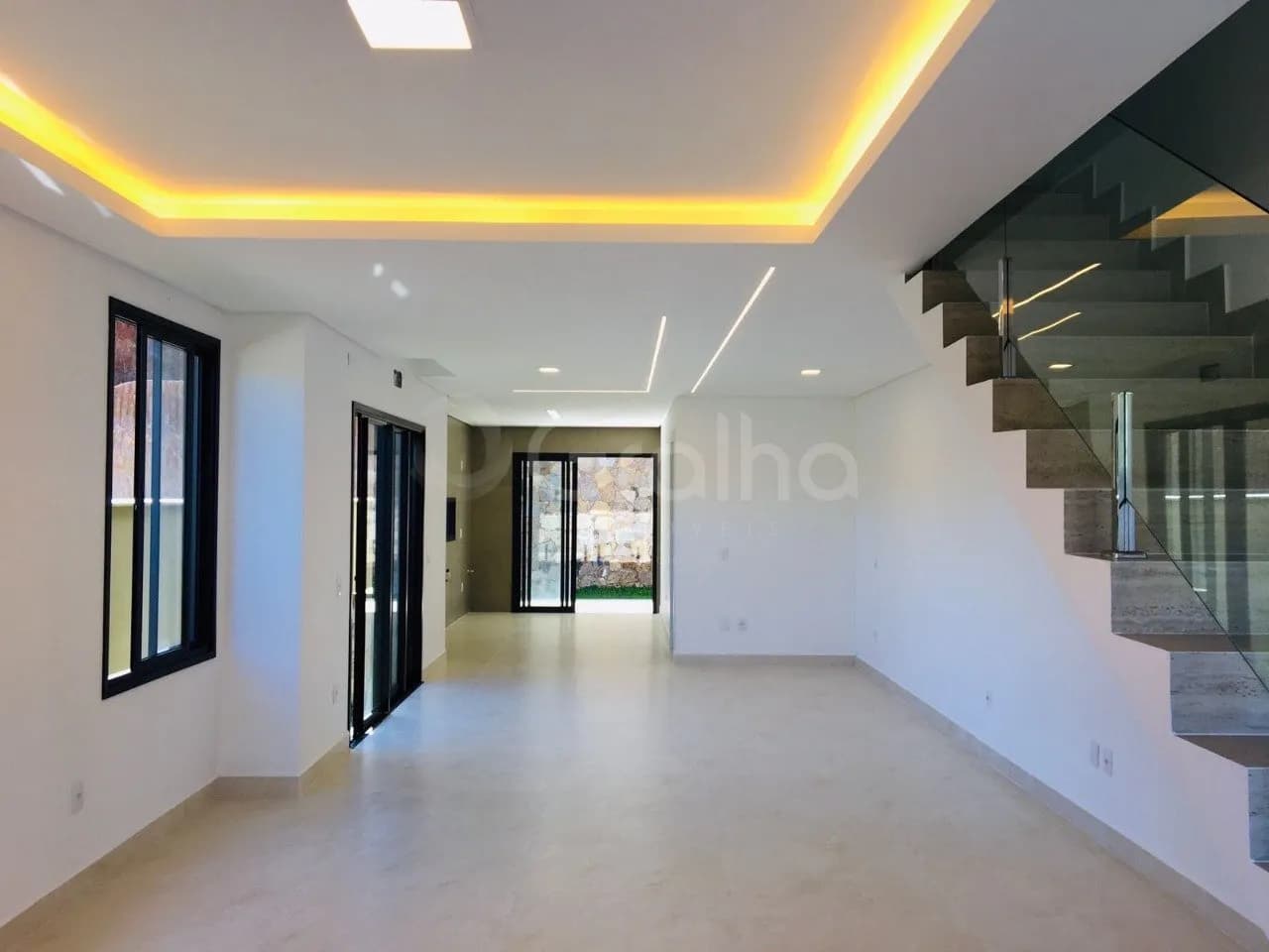 Casa para venda com 3 dormitórios em Saco Grande com 185 m² — foto principal