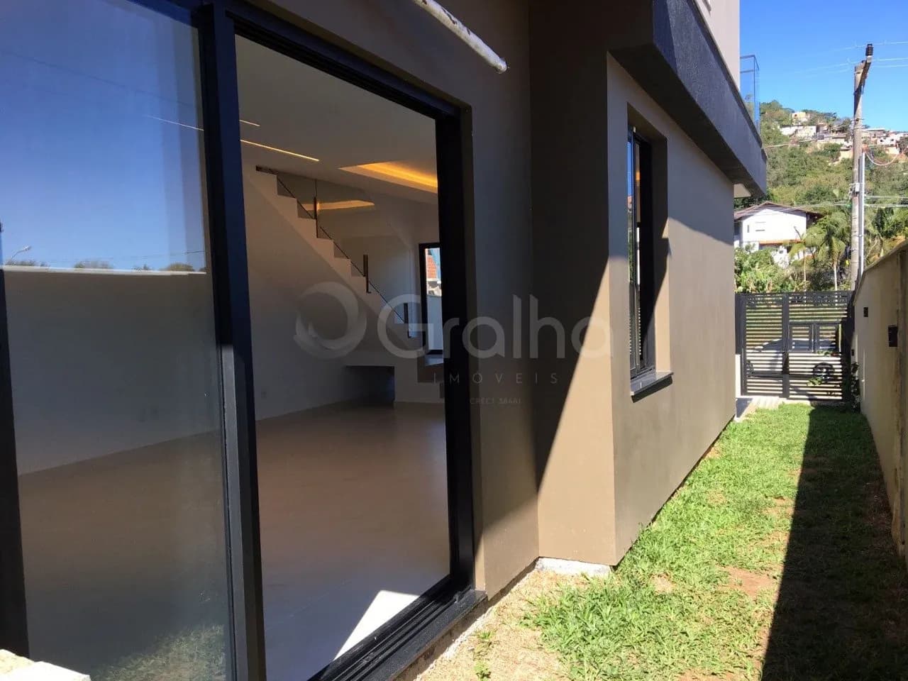 Casa para venda com 3 dormitórios em Saco Grande com 185 m² — foto 4