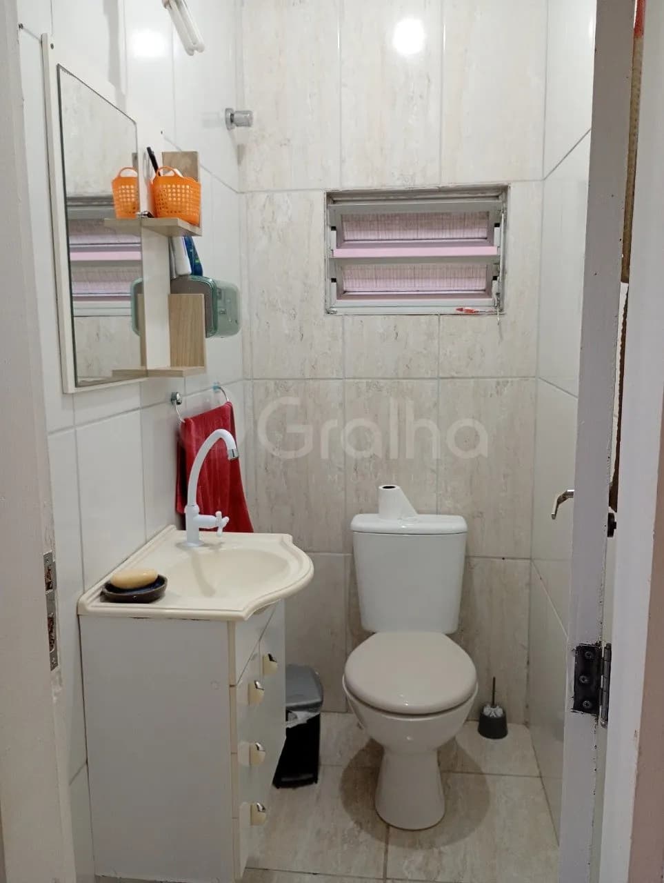 Casa para venda com 8 dormitórios em Agronômica com 177 m² — foto 4