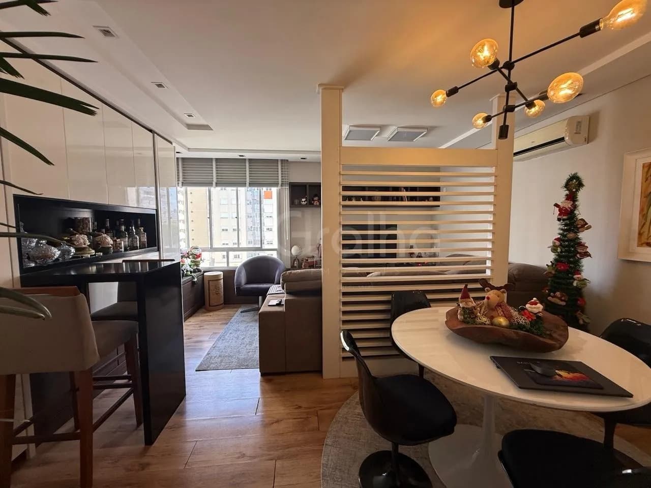 Apartamento para venda com 3 dormitórios em Centro com 100 m² — foto principal
