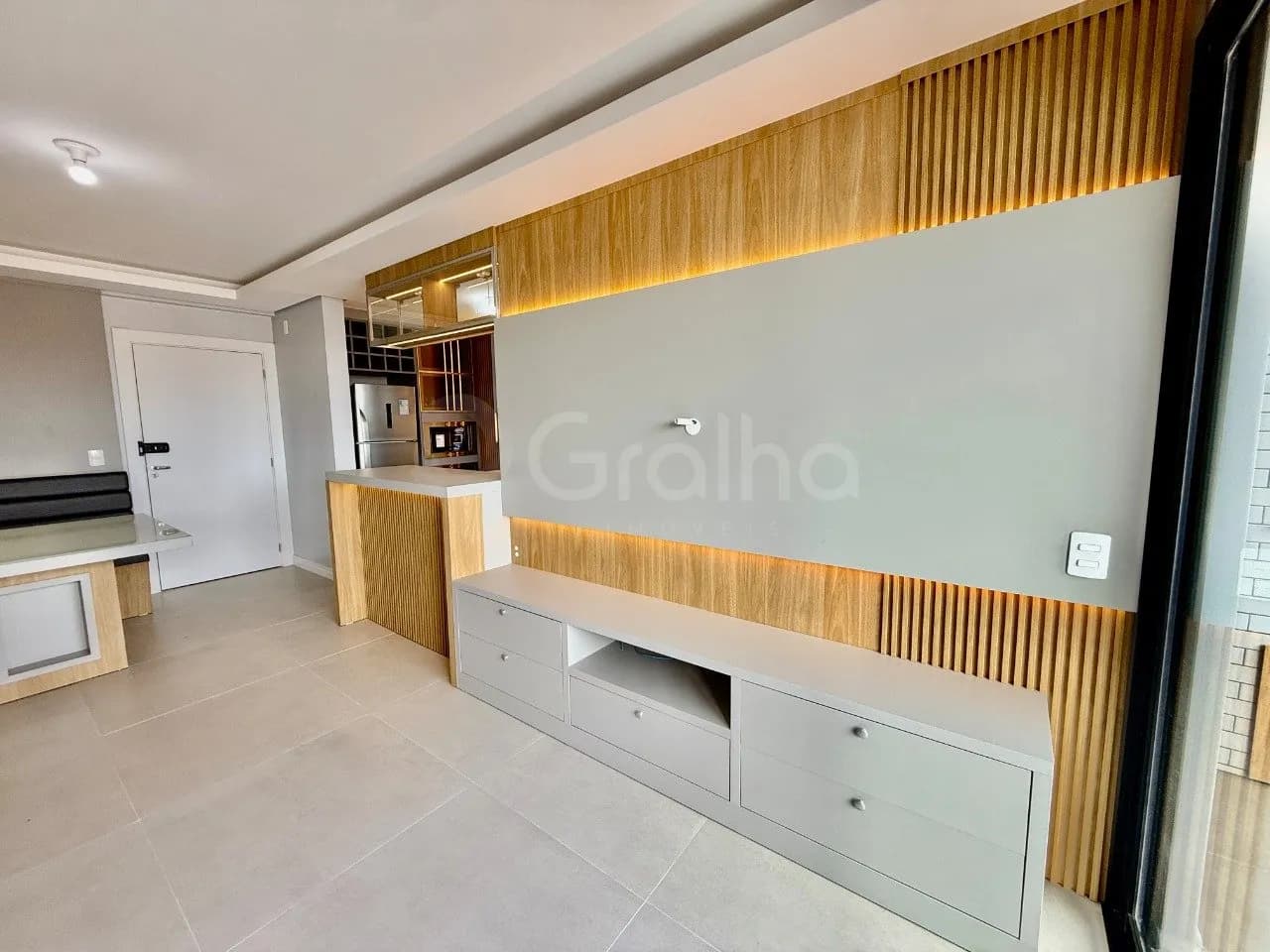 Apartamento para venda com 2 dormitórios em Canasvieiras com 65 m² — foto 3