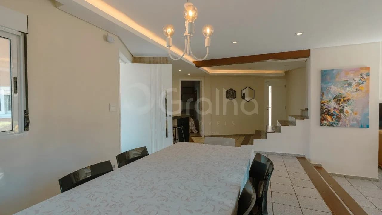 Casa para venda com 4 dormitórios em Daniela com 210 m² — foto 3