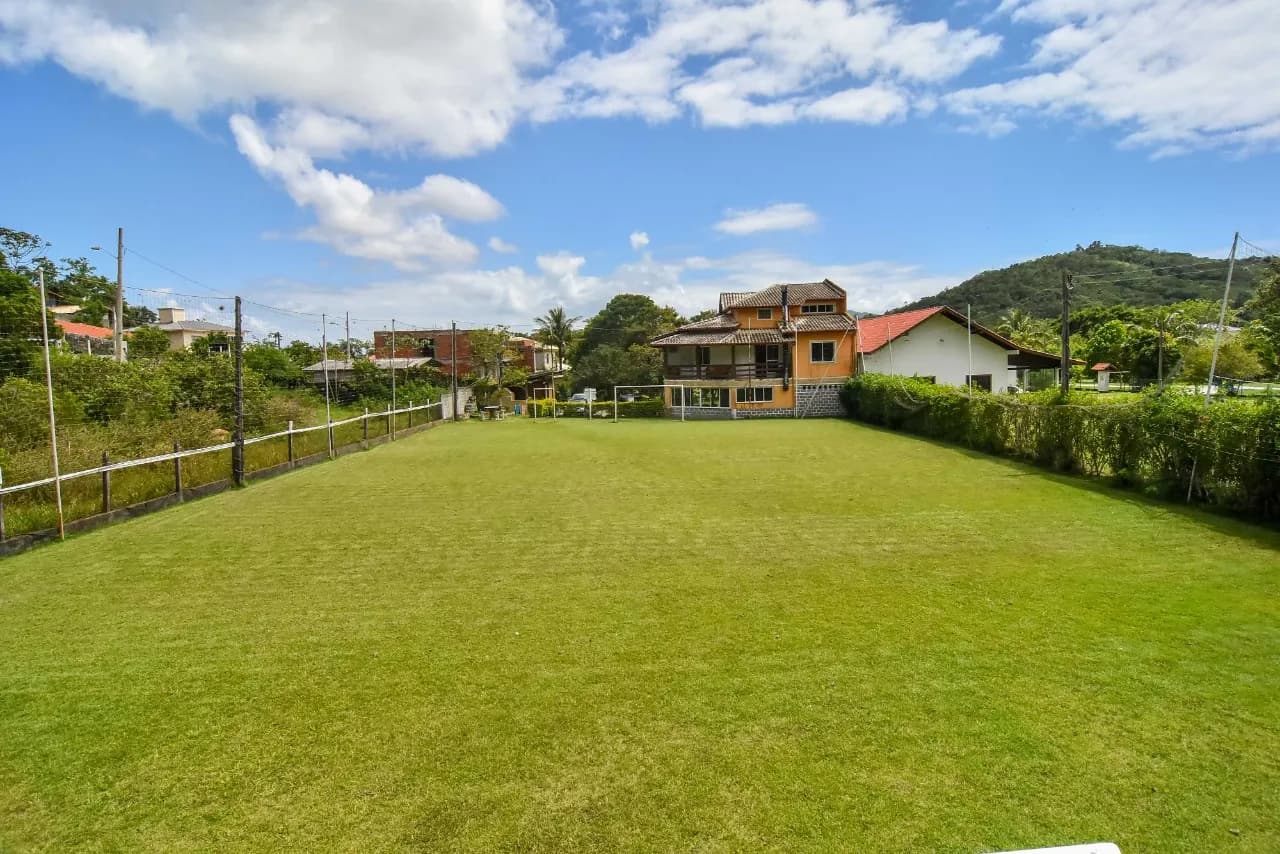 Terreno para venda com 4 dormitórios em Ribeirão da Ilha com 37500 m² — foto principal