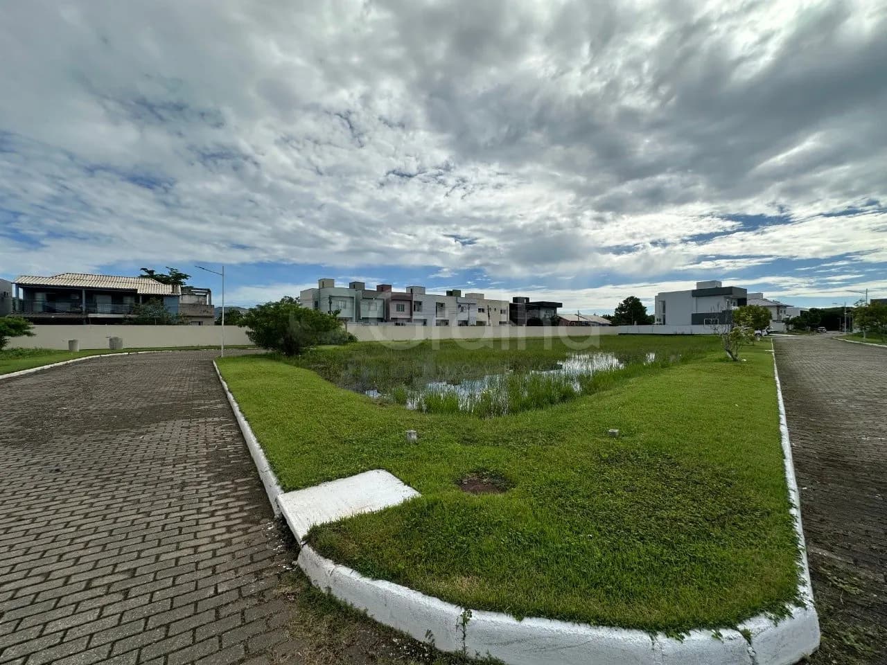 Terreno para venda em Campeche com 396 m² — foto 4