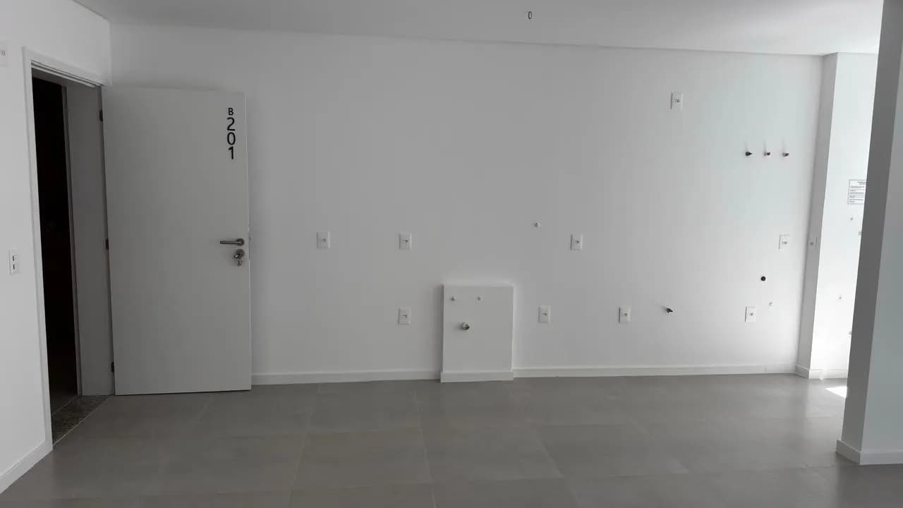 Apartamento para venda com 2 dormitórios em Ribeirão da Ilha com 69 m² — foto 2