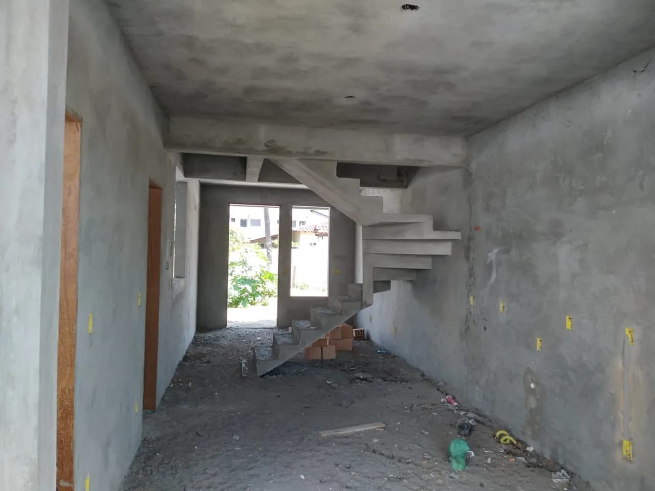 Casa para venda com 2 dormitórios em São João do Rio Vermelho com 110 m² — foto 2