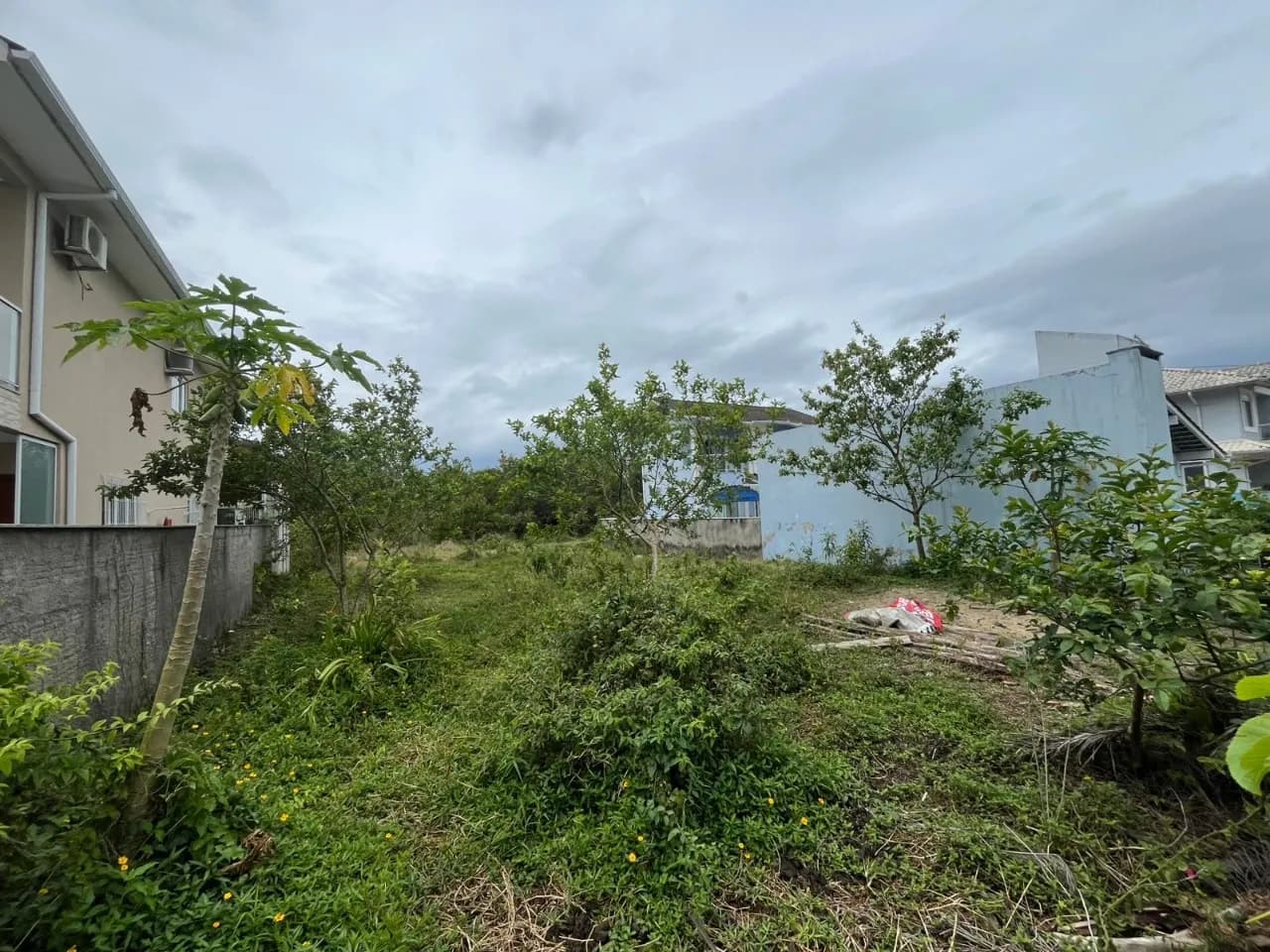 Terreno para venda em Canasvieiras com 450 m² — foto 2
