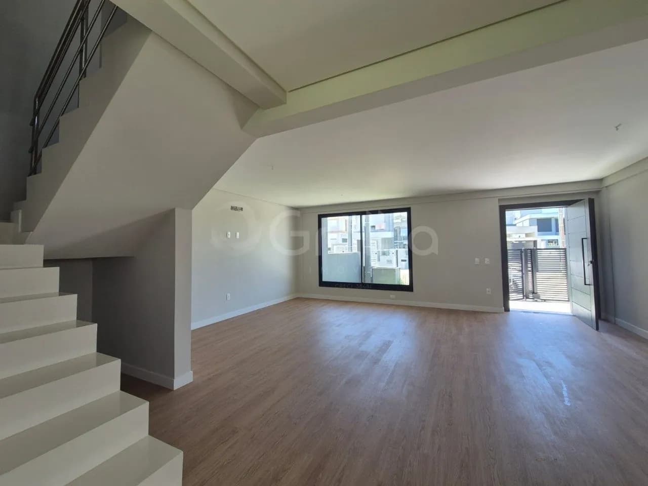 Casa para venda com 4 dormitórios em Ingleses Do Rio Vermelho com 281 m² — foto principal
