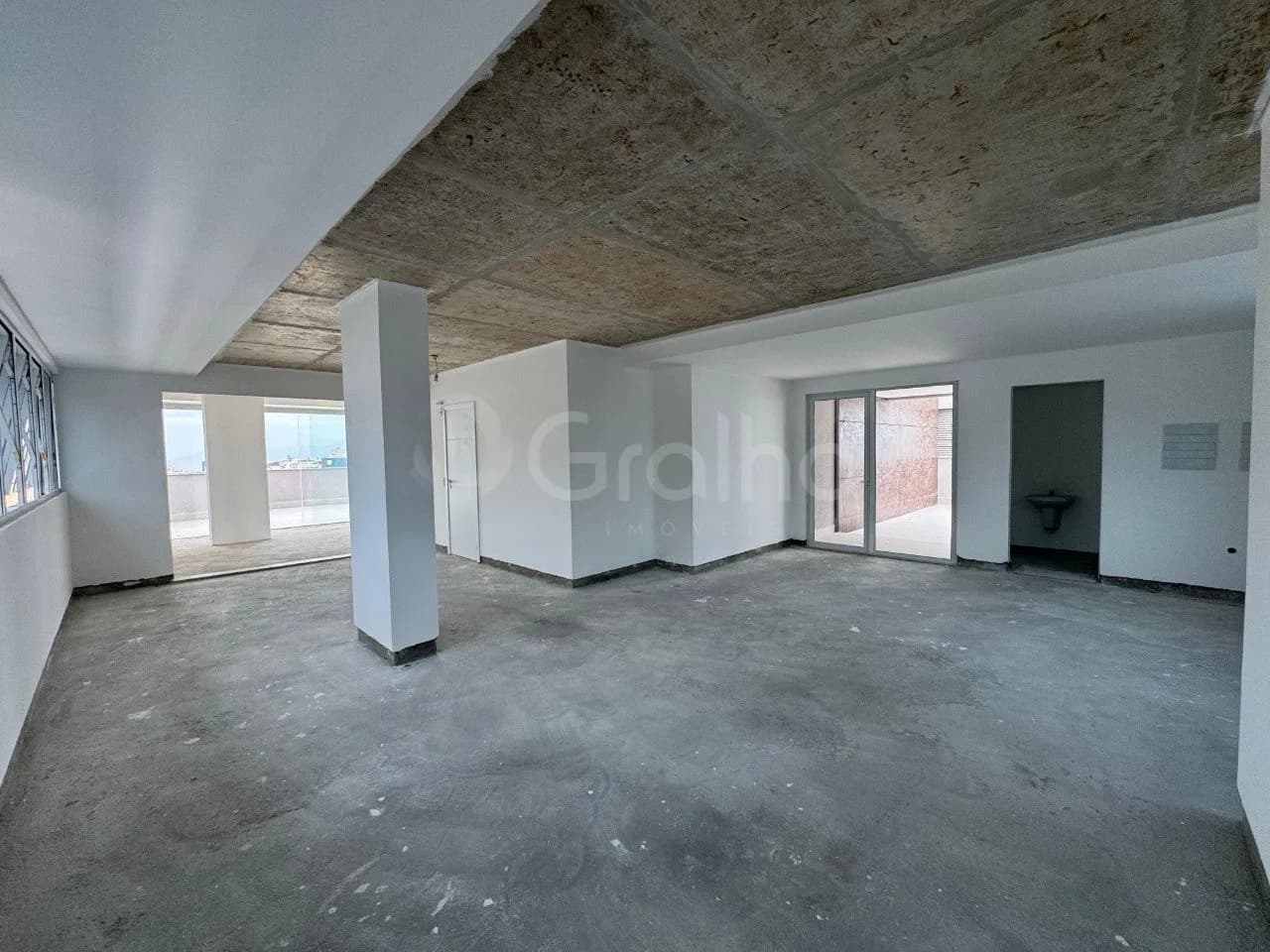 Sala comercial para venda em Centro com 185 m² — foto principal