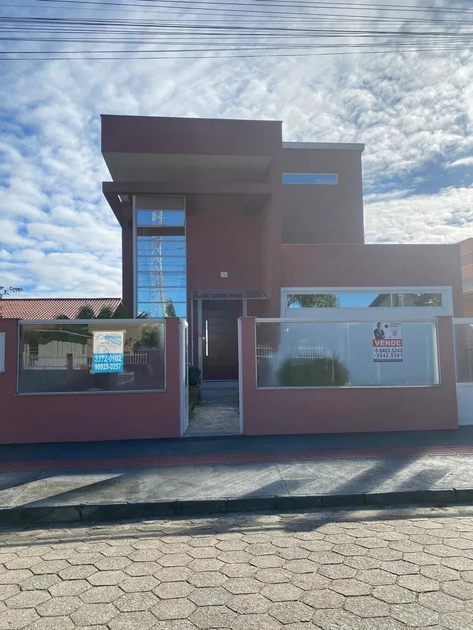 Casa para venda com 3 dormitórios em Praia De Fora com 257 m² — foto principal