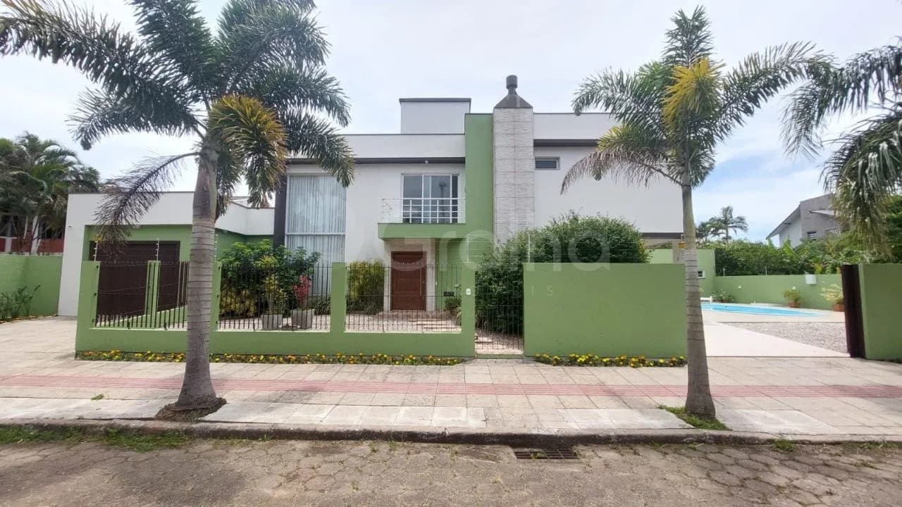 Casa para venda com 4 dormitórios em Armação do Pântano Do Sul com 350 m² — foto principal