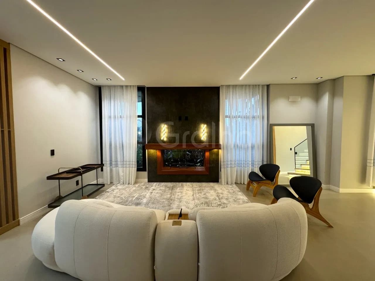 Casa para venda com 4 dormitórios em Ingleses Do Rio Vermelho com 404 m² — foto 2