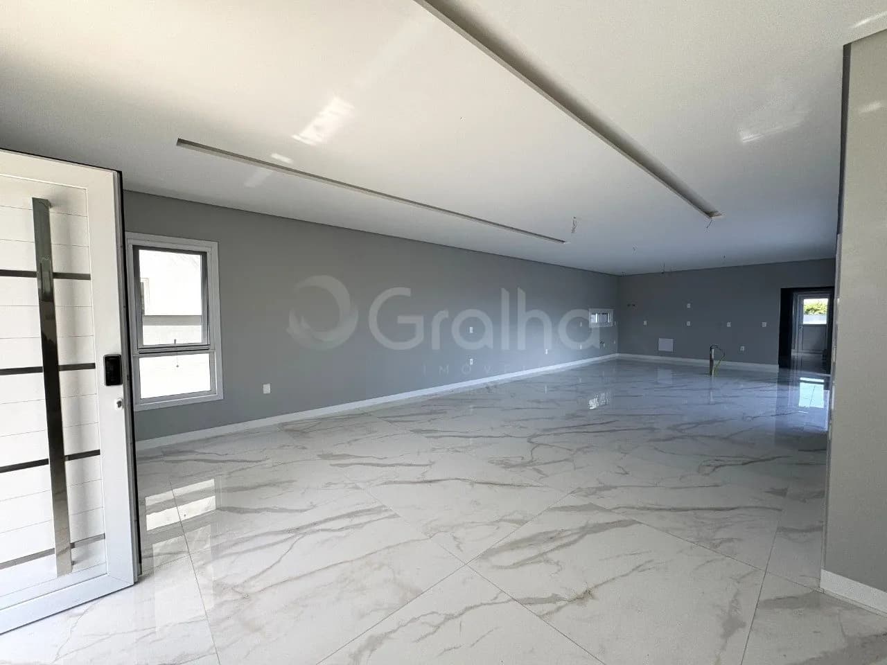 Casa para venda com 4 dormitórios em Ingleses Do Rio Vermelho com 378 m² — foto 2