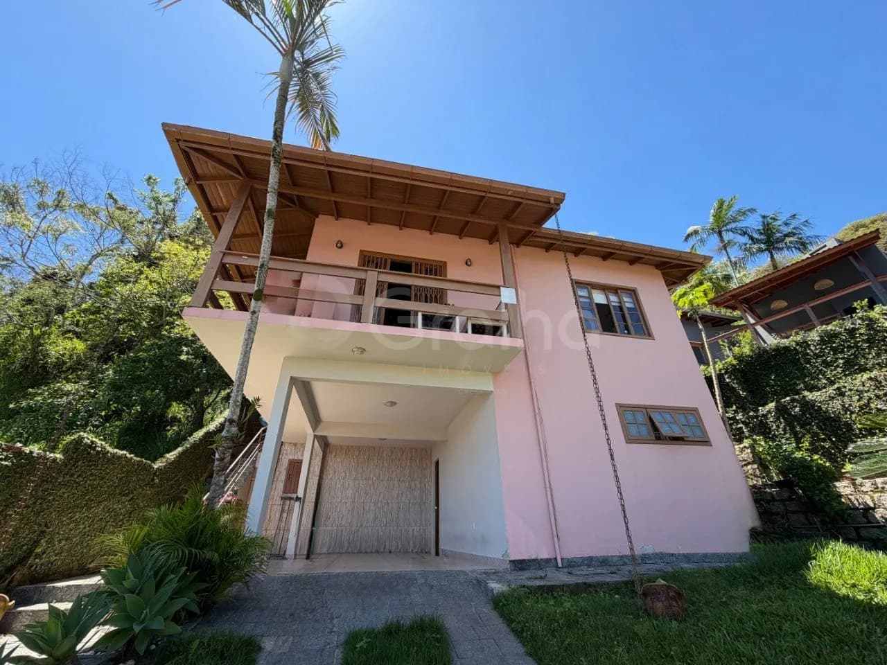 Casa para venda com 4 dormitórios em Côrrego Grande com 140 m² — foto principal