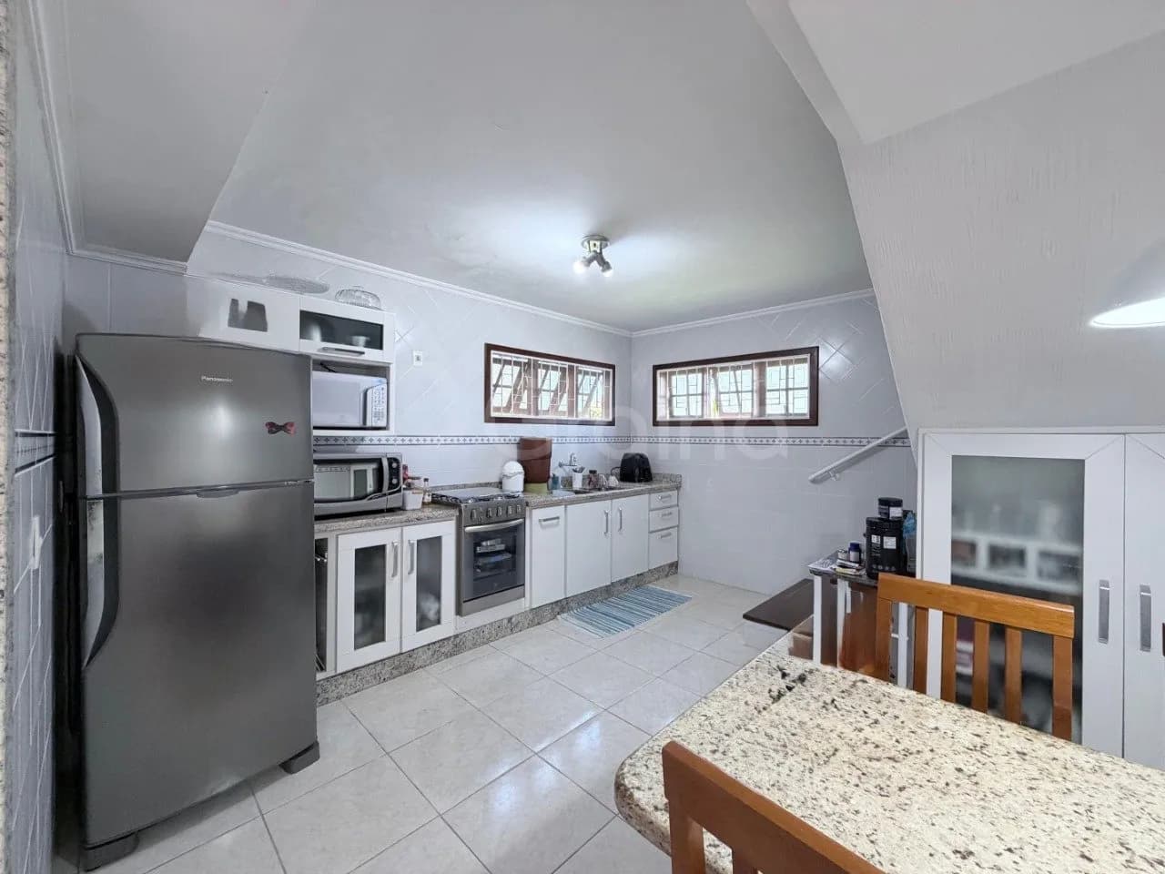 Casa para venda com 4 dormitórios em Côrrego Grande com 140 m² — foto 3