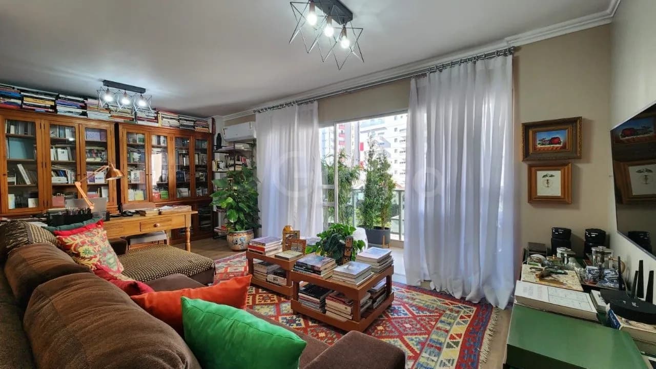 Apartamento para venda com 3 dormitórios em Centro com 141 m² — foto principal