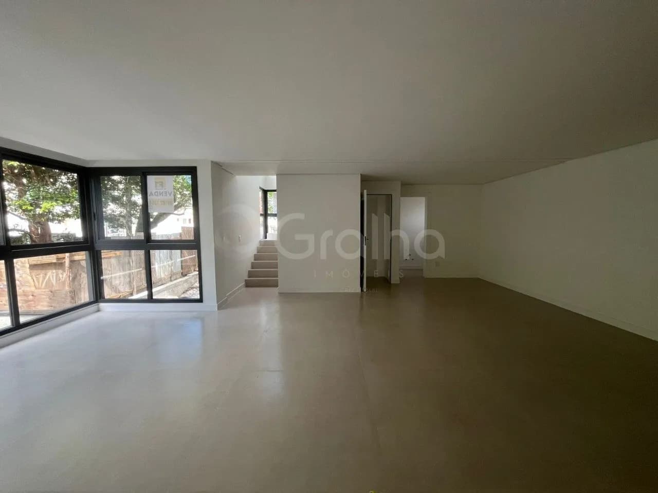 Casa para venda com 3 dormitórios em Côrrego Grande com 173 m² — foto 2