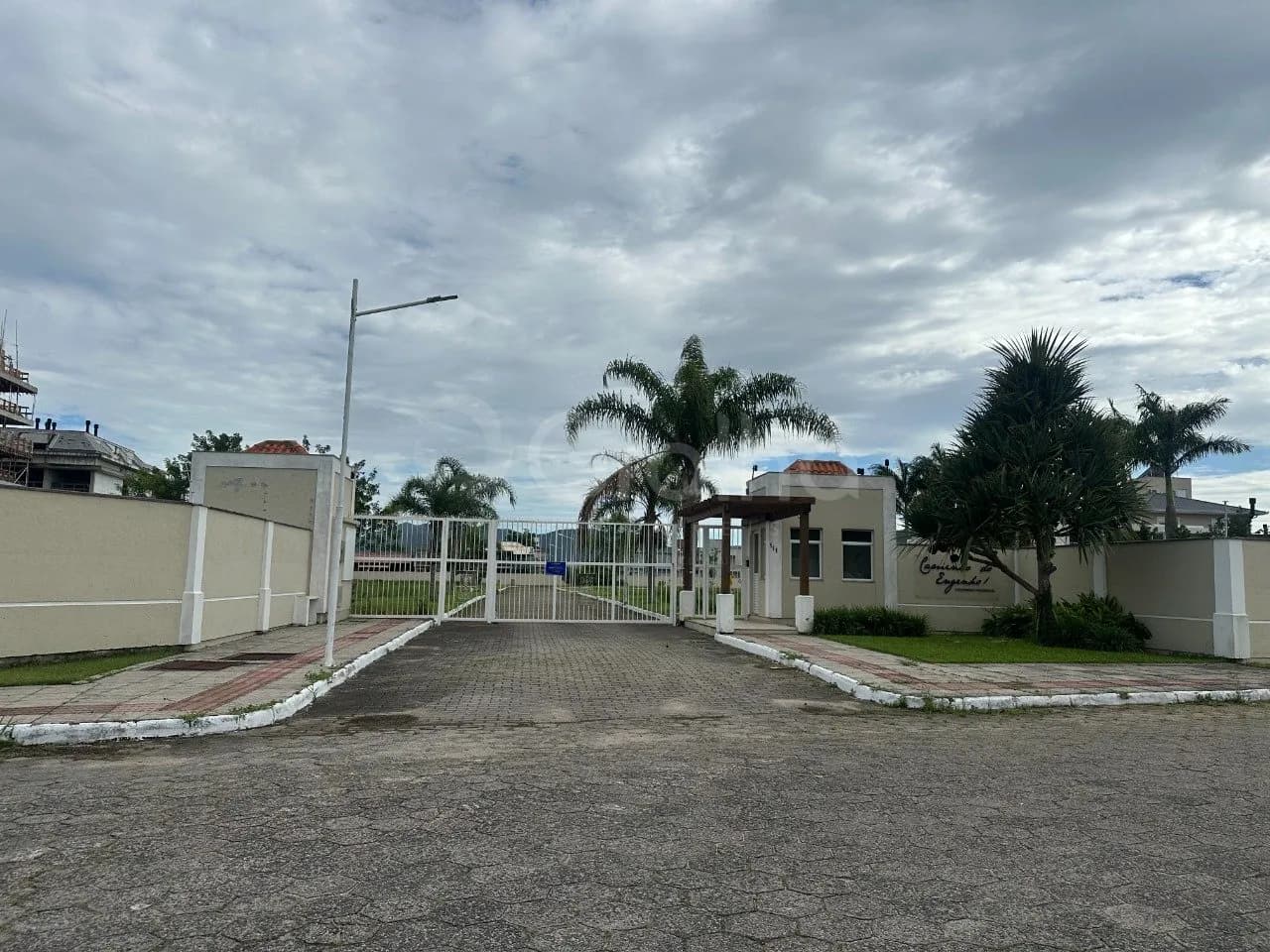 Terreno para venda em Campeche com 400 m² — foto 4