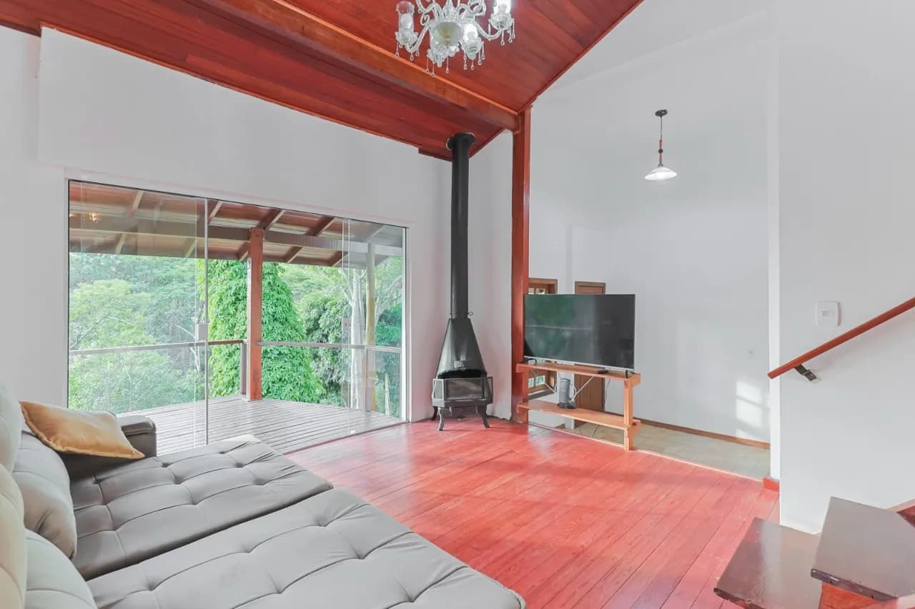 Casa para venda com 4 dormitórios em Côrrego Grande com 25 m² — foto 2