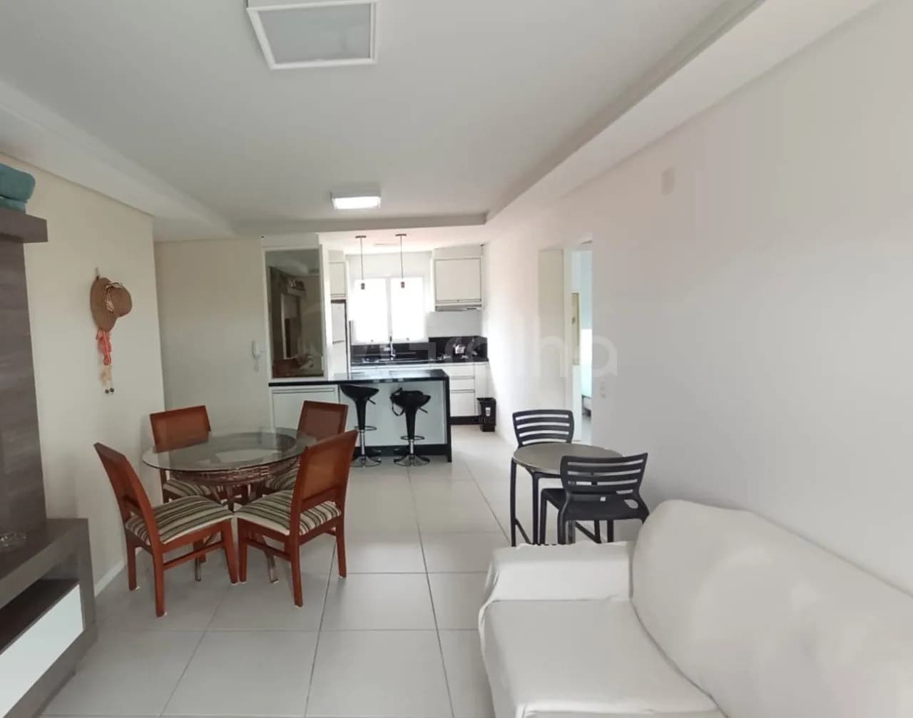 Apartamento para venda com 2 dormitórios em Açores com 71 m² — foto 2