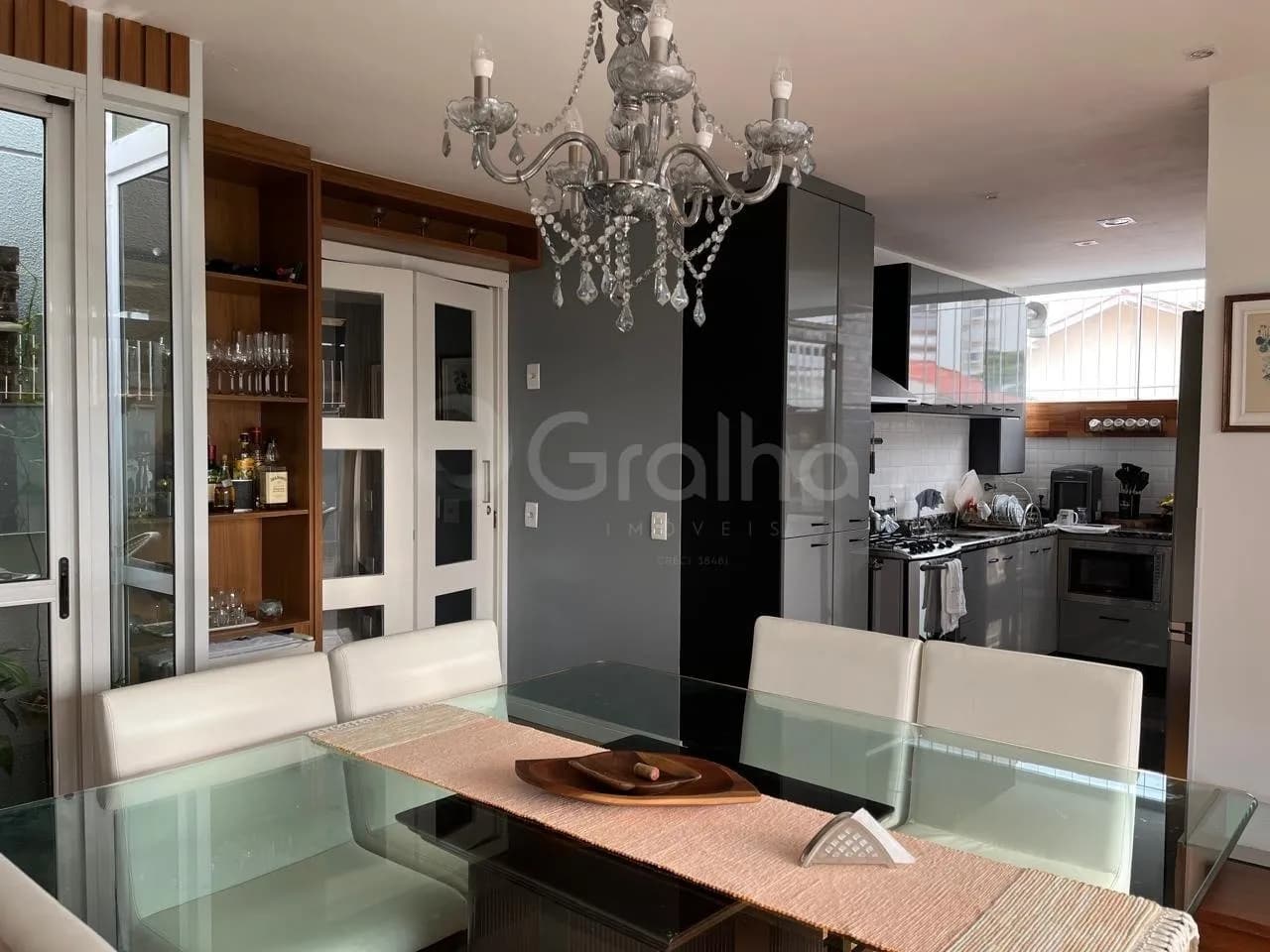 Apartamento para venda com 3 dormitórios em Trindade com 160 m² — foto principal