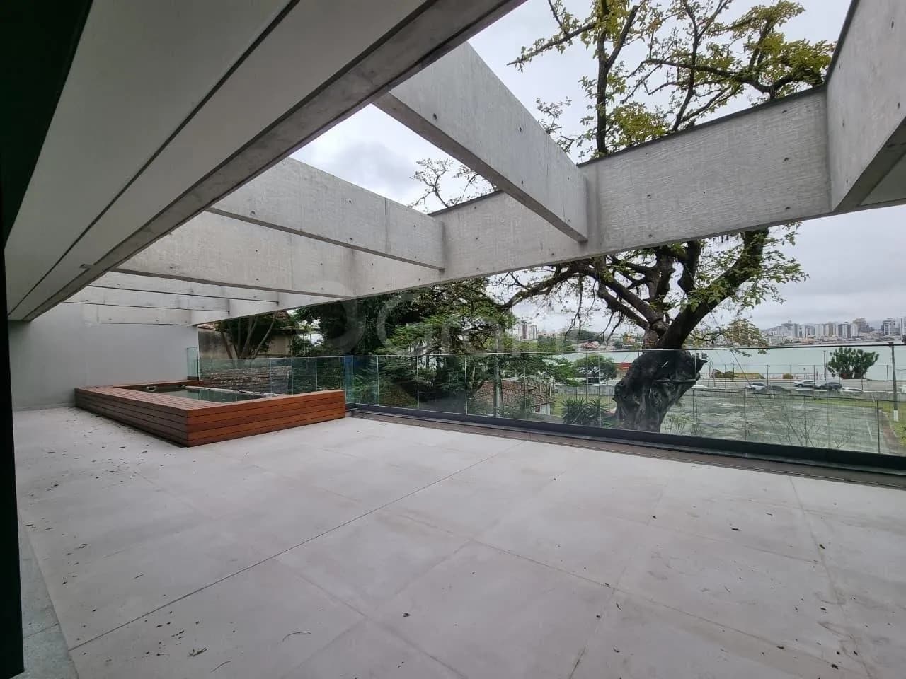 Apartamento para venda com 3 dormitórios em Centro com 231 m² — foto principal
