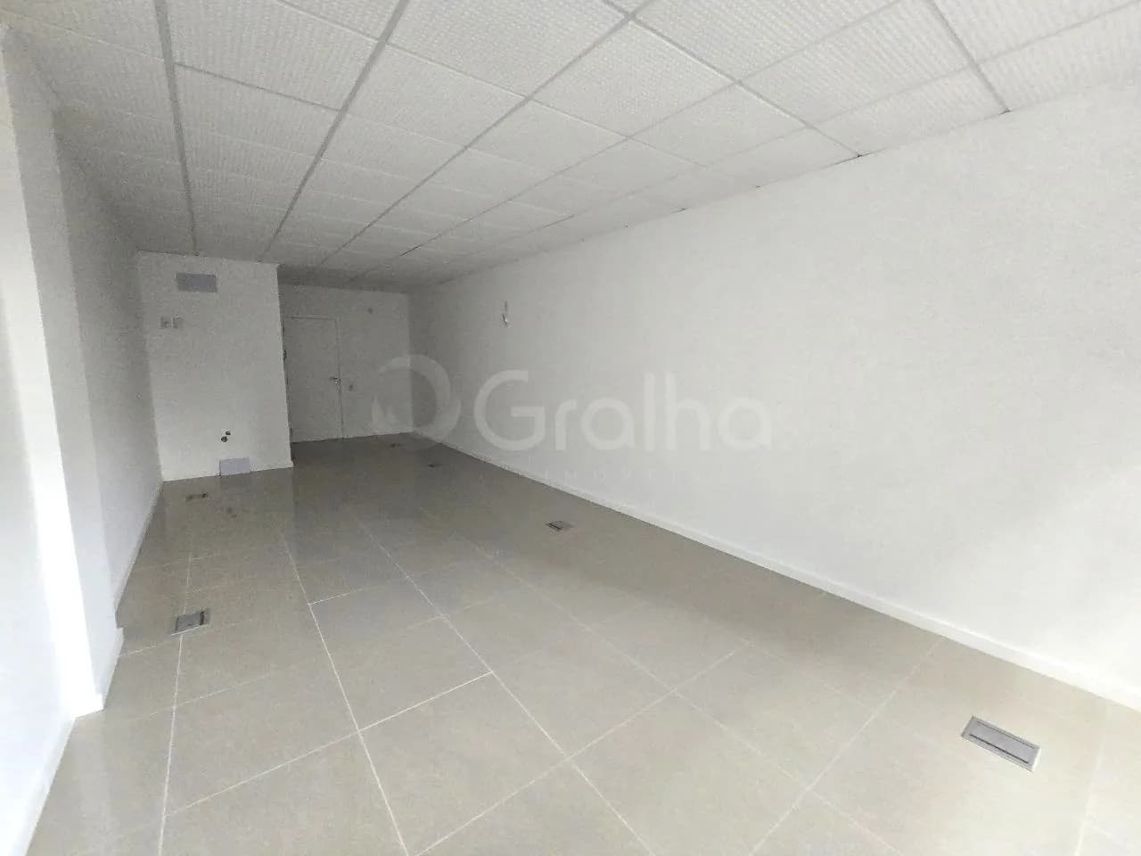 Sala comercial para venda em Itacorubi com 37 m² — foto 3