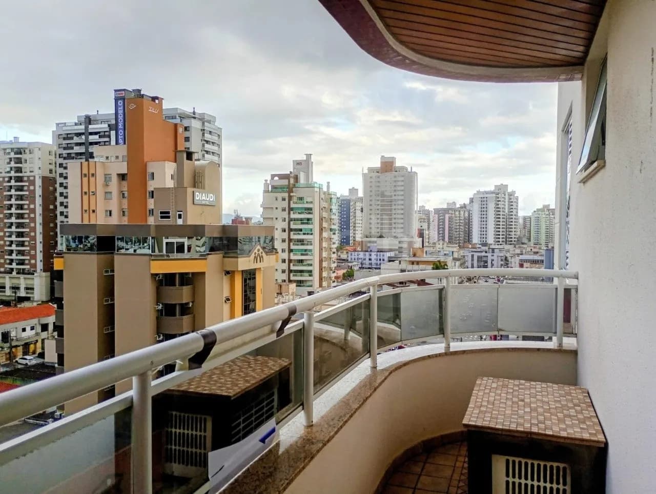 Apartamento para venda com 3 dormitórios em Kobrasol com 134 m² — foto 3