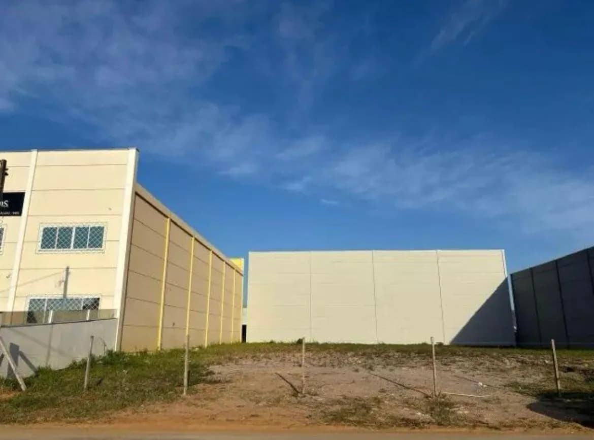 Terreno para venda em Pacheco com 600 m² — foto principal