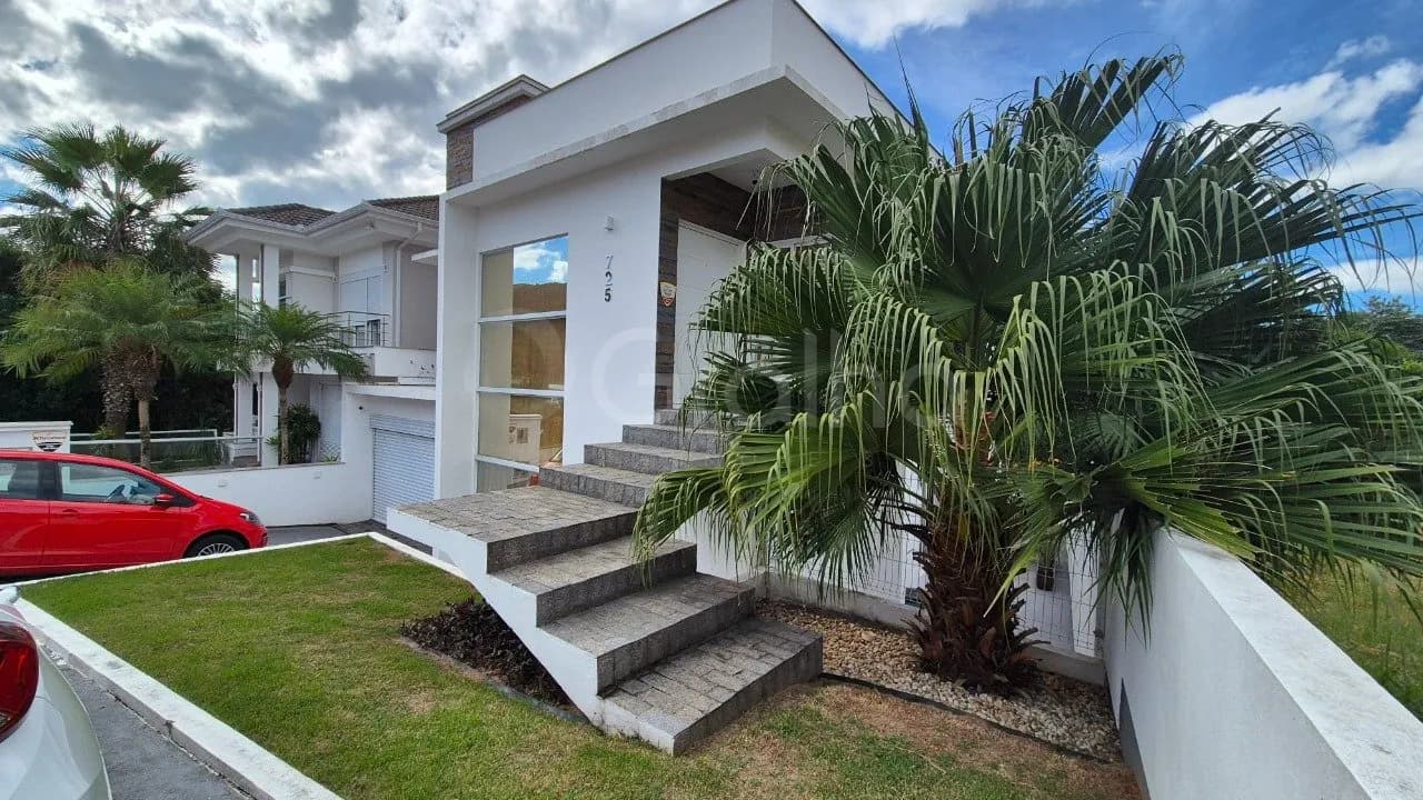 Casa para venda com 2 dormitórios em Pedra Branca com 380 m² — foto principal
