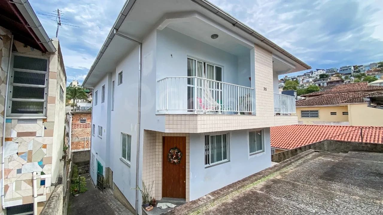 Casa para venda com 8 dormitórios em Trindade com 253 m² — foto principal