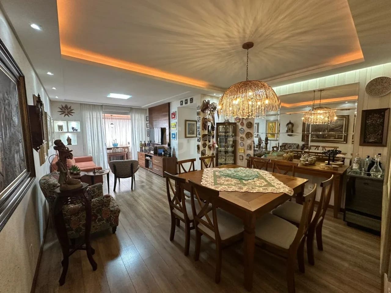 Apartamento para venda com 3 dormitórios em Campinas com 139 m² — foto principal