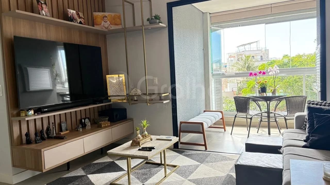 Apartamento para venda com 3 dormitórios em Canasvieiras com 83 m² — foto 2