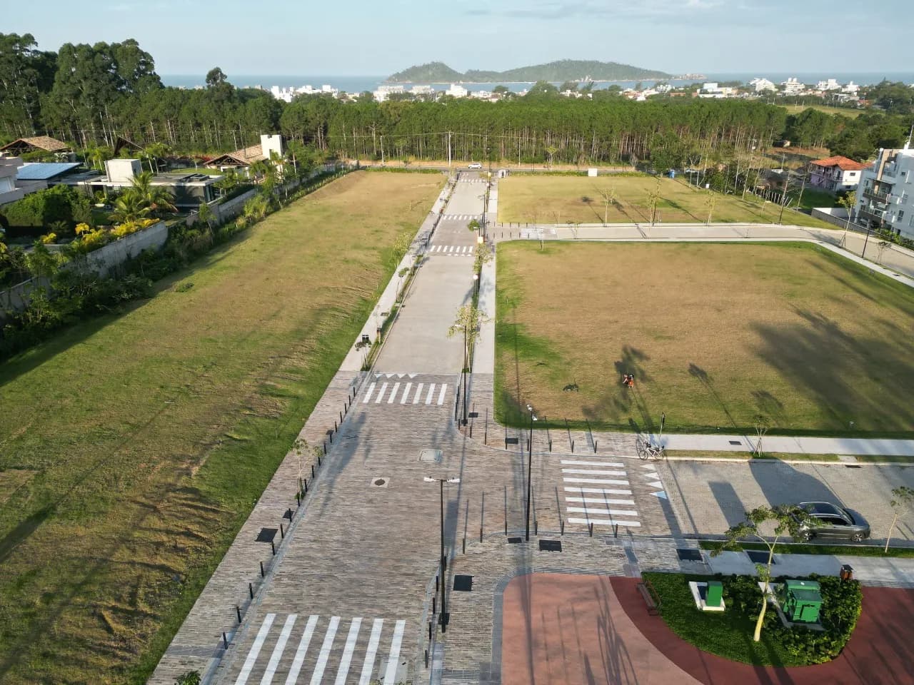 Terreno para venda em Campeche com 371 m² — foto 2