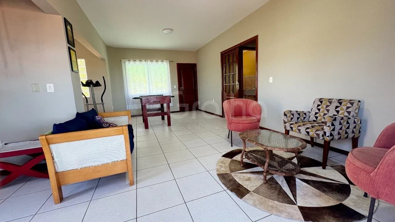 Casa para venda com 6 dormitórios em Praia Brava com 270 m² — foto 2