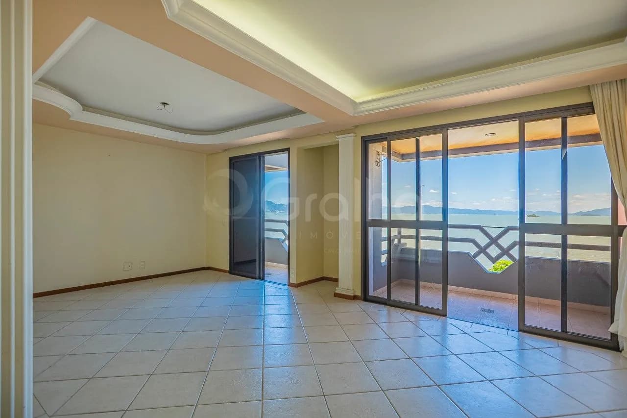 Apartamento para venda com 2 dormitórios em Beira Mar Norte com 149 m² — foto 2