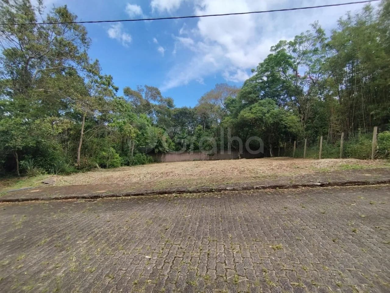 Terreno para venda em Campeche com 450 m² — foto 2