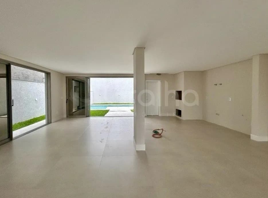 Casa para venda com 3 dormitórios em Pedra Branca com 312 m² — foto 4