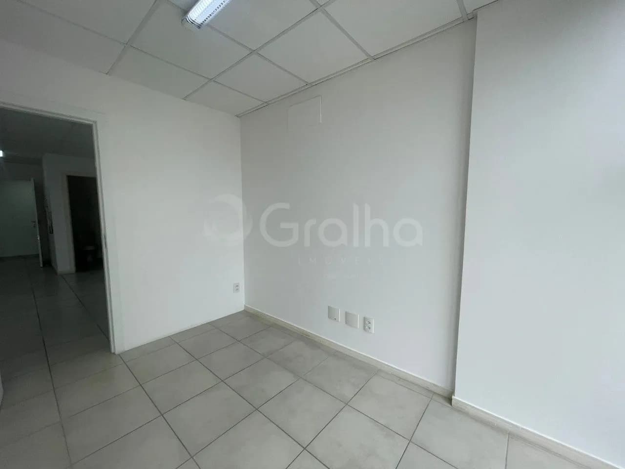 Sala comercial para venda em Centro com 46 m² — foto 5
